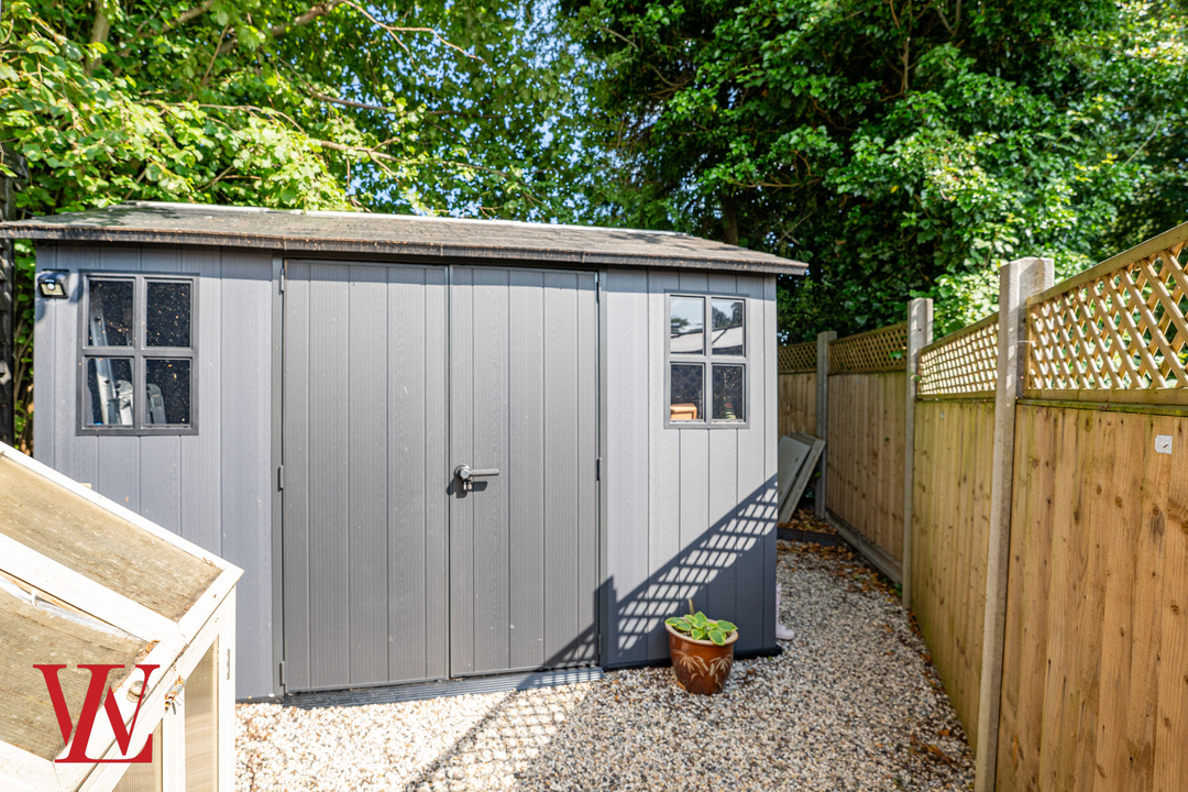 4 bed semi-detached house for sale in Thorley Park Road, Bishop's Stortford  - Property Image 37