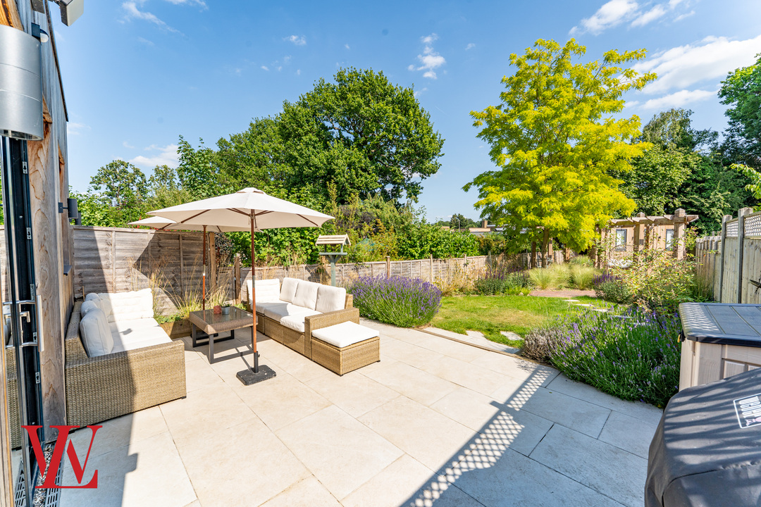 4 bed semi-detached house for sale in Thorley Park Road, Bishop's Stortford  - Property Image 31