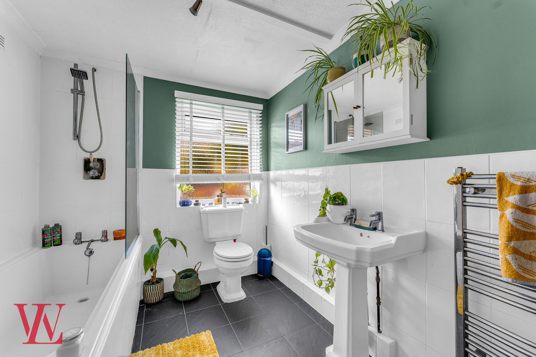 2 bed semi-detached house for sale in Zambesi Road, Bishop's Stortford, Hertfordshire  - Property Image 15