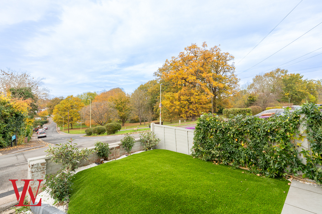 2 bed terraced house for sale in Barrells Down Road, Bishop's Stortford, Hertfordshire  - Property Image 17
