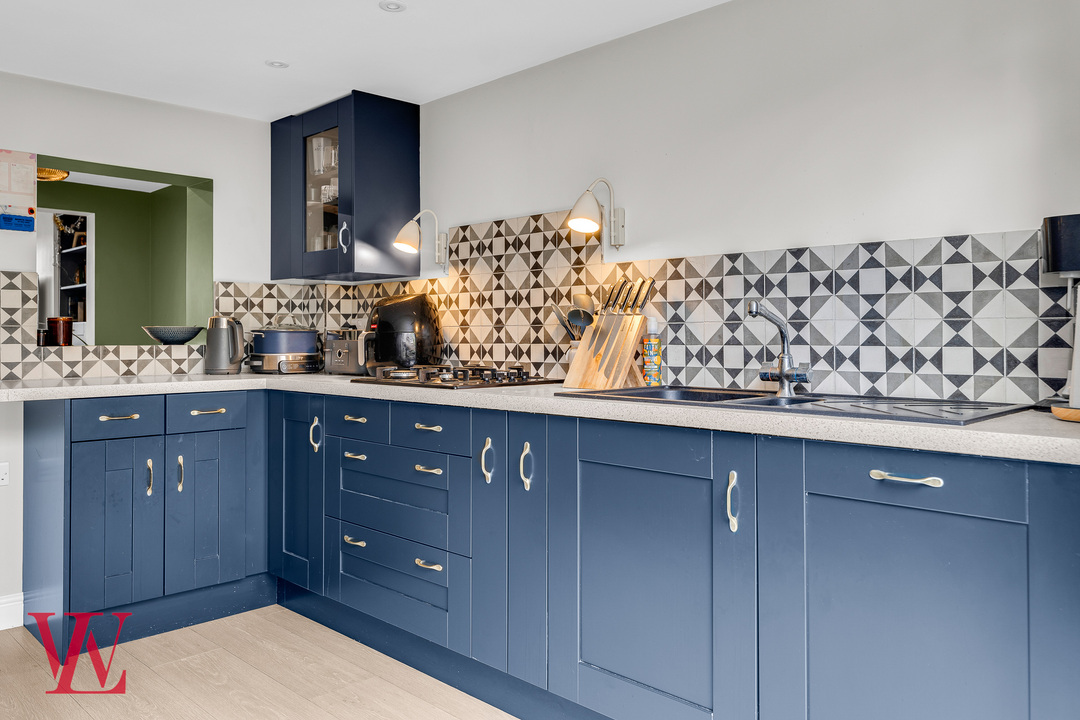 2 bed terraced house for sale in Barrells Down Road, Bishop's Stortford, Hertfordshire 8