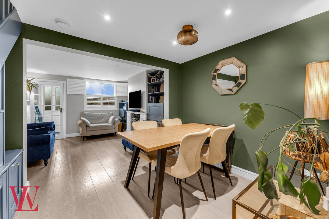 2 bed terraced house for sale in Barrells Down Road, Bishop's Stortford, Hertfordshire 5