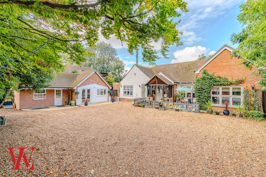 4 bed detached house for sale in Cambridge Road, Stansted  - Property Image 39