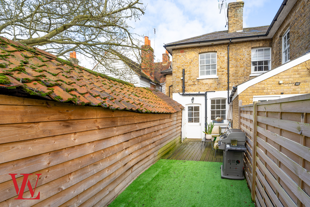 2 bed cottage for sale in Fore Street, Harlow  - Property Image 18