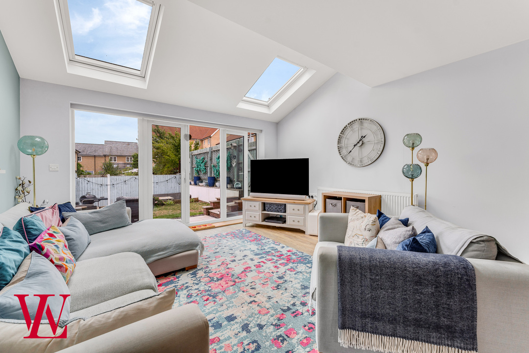 2 bed terraced house for sale in Kitchener Road, Bishop's Stortford  - Property Image 3