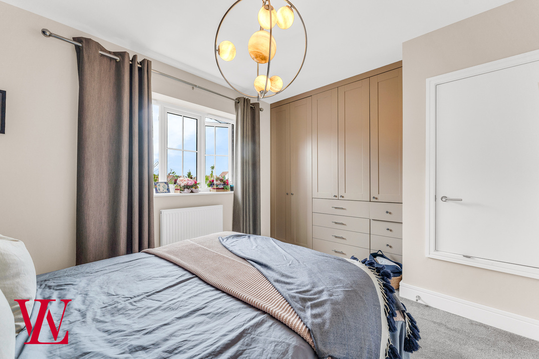 2 bed terraced house for sale in Kitchener Road, Bishop's Stortford, Hertfordshire 10