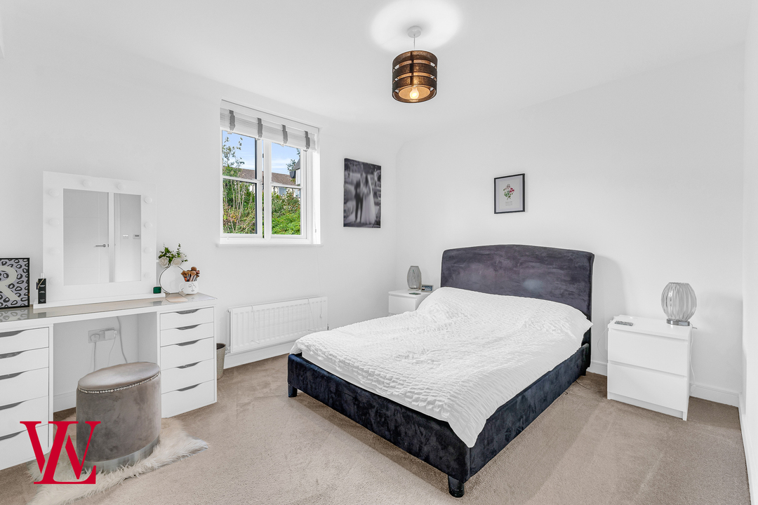 2 bed apartment for sale in Regents Court, 112 South Street, Bishop's Stortford, Hertfordshire 8