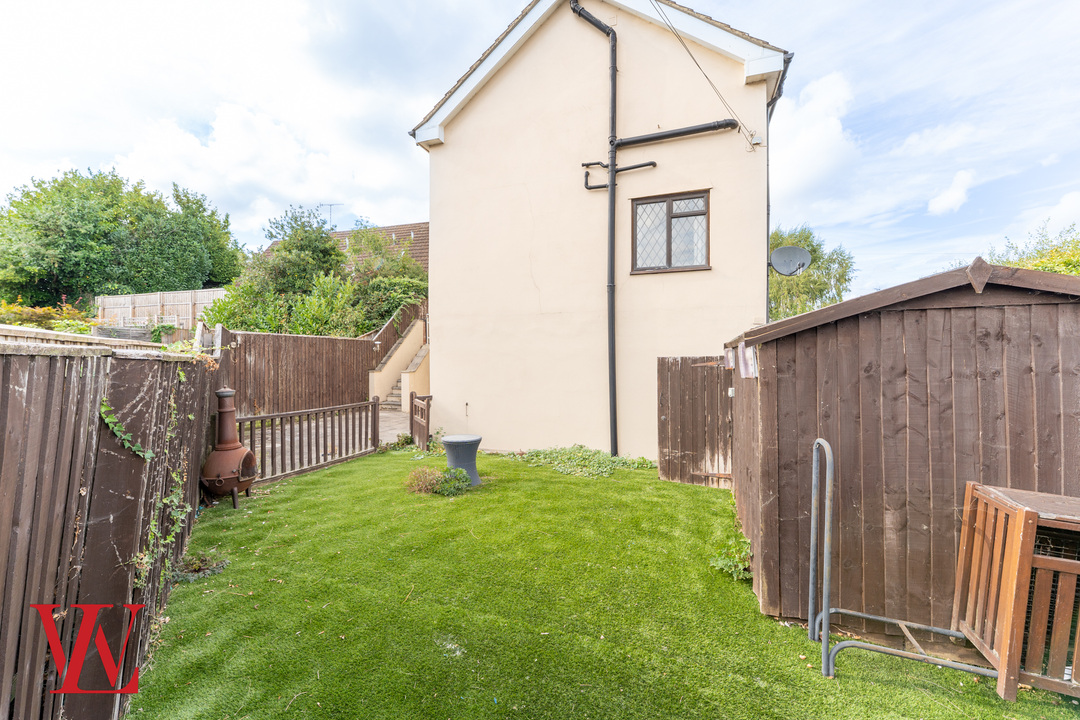 5 bed detached house for sale in The Chase, Bishop's Stortford, Hertfordshire 32