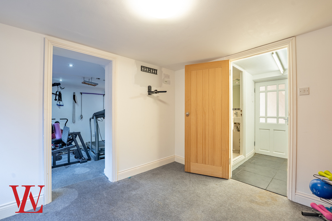 5 bed detached house for sale in The Chase, Bishop's Stortford, Hertfordshire 25