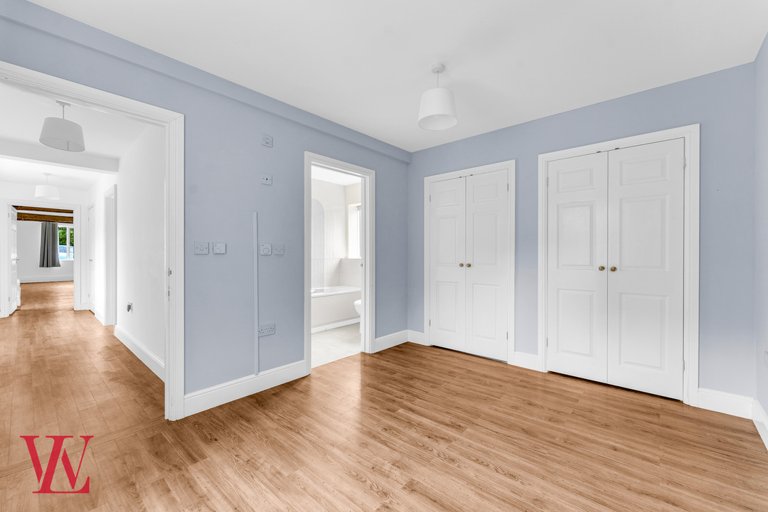 2 bed bungalow to rent in East Cottage, Warish Hall Road, Takeley, Bishop's Stortford, Hertfordshire  - Property Image 7