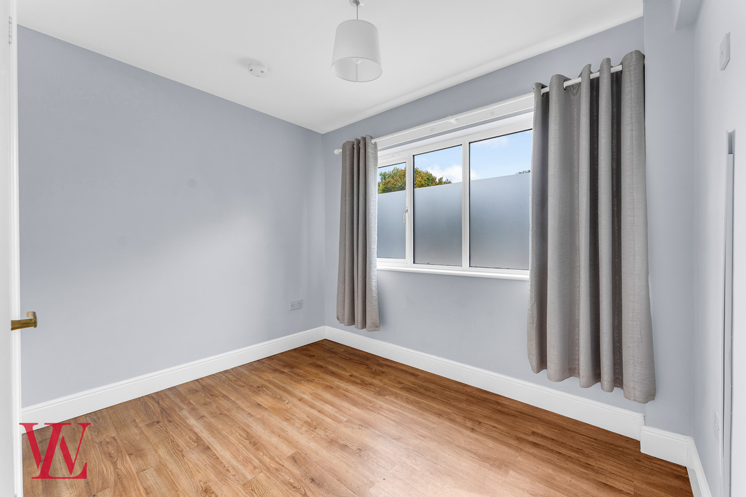 2 bed bungalow to rent in East Cottage, Warish Hall Road, Takeley, Bishop's Stortford, Hertfordshire  - Property Image 10