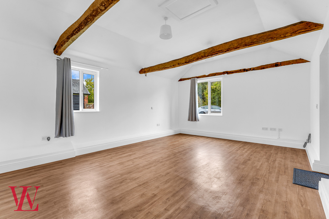 2 bed bungalow to rent in East Cottage, Warish Hall Road, Takeley, Bishop's Stortford, Hertfordshire  - Property Image 6