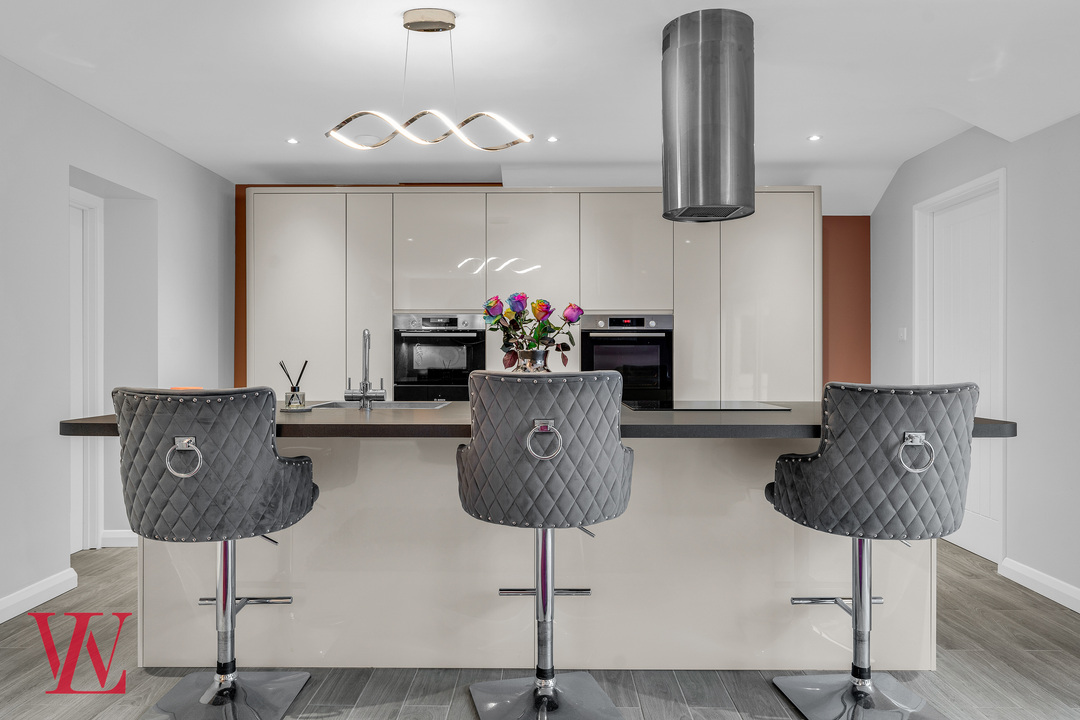 3 bed semi-detached house for sale in Rainbow Road, Matching Tye, Harlow, Essex 4