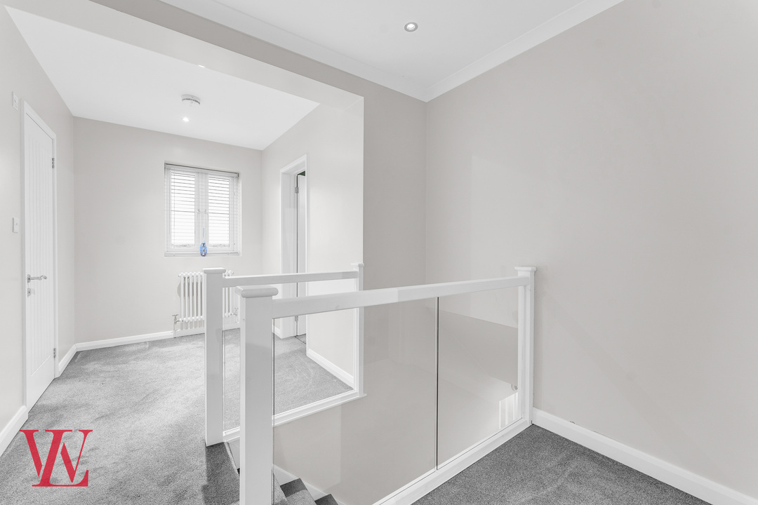 3 bed semi-detached house for sale in Rainbow Road, Matching Tye, Harlow, Essex  - Property Image 17