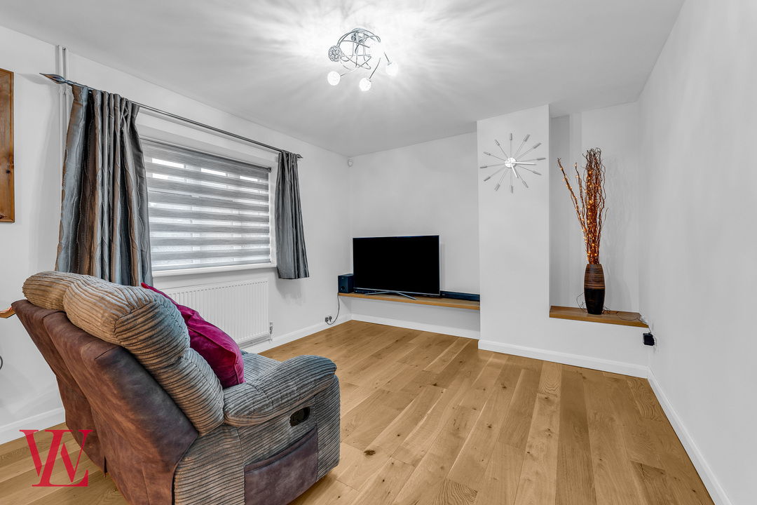 3 bed semi-detached house for sale in Rainbow Road, Matching Tye, Harlow, Essex  - Property Image 11