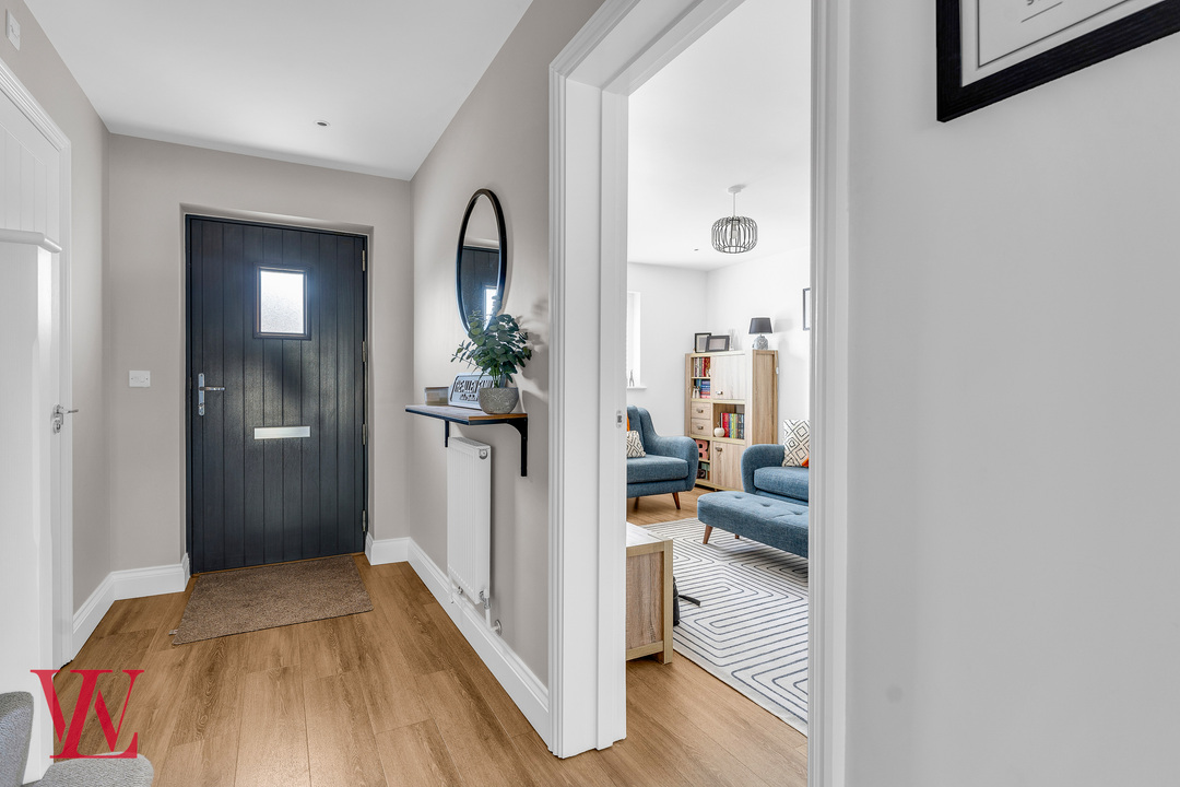 4 bed link detached house for sale in Carlton Way, Bishop's Stortford, Hertfordshire 6