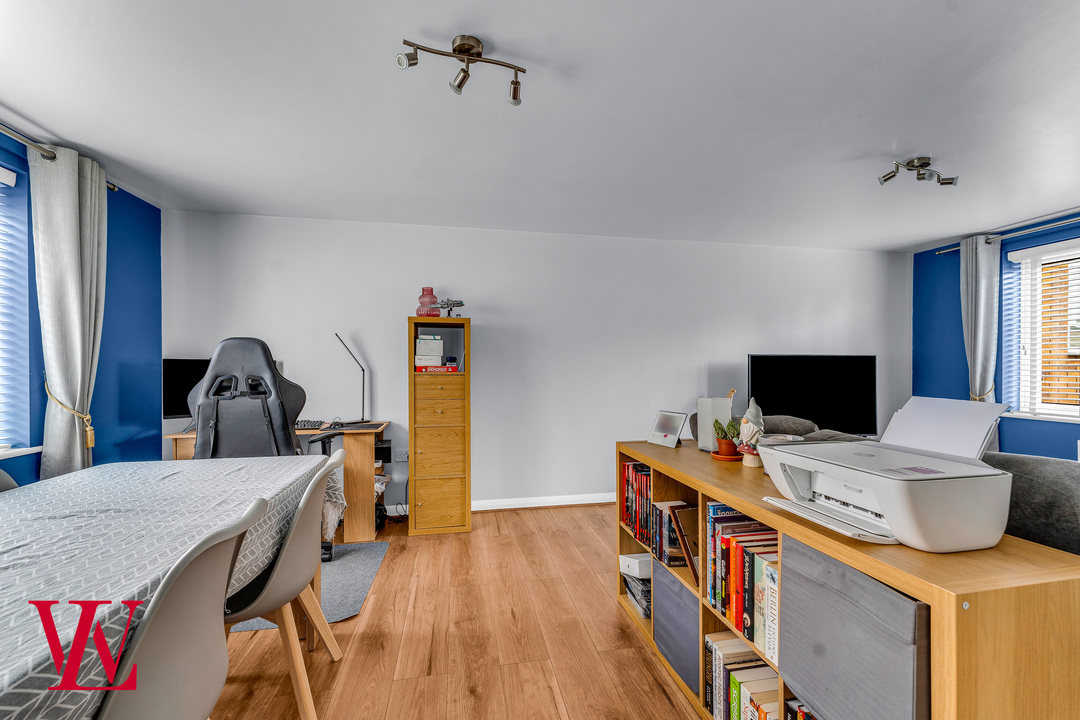 2 bed apartment for sale in Willow Road, Dunmow, Essex  - Property Image 6