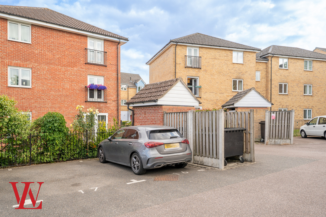 2 bed apartment for sale in Willow Road, Dunmow, Essex 15