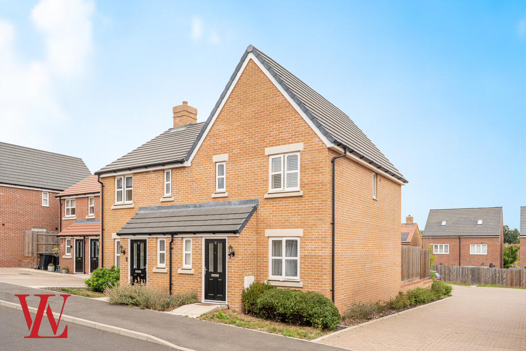 3 bed semi-detached house for sale in Thorpe Road, Bishop's Stortford