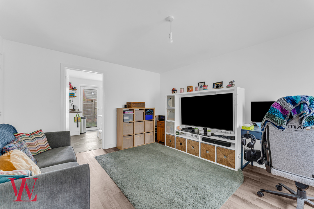 3 bed semi-detached house for sale in Thorpe Road, Bishop's Stortford  - Property Image 3
