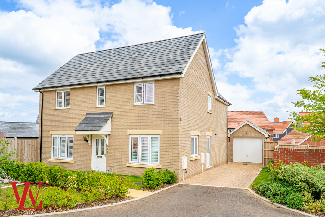 4 bed detached house for sale in Easton Drive, Bishop's Stortford  - Property Image 1