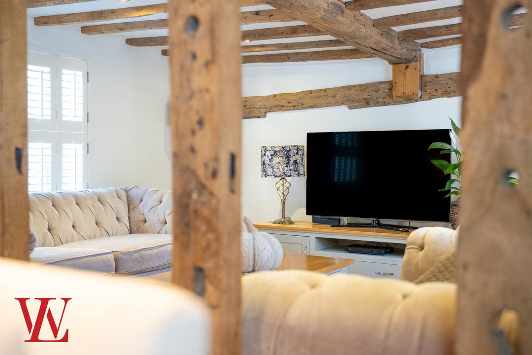 4 bed detached house for sale in Dunmow Road, Bishop's Stortford  - Property Image 8