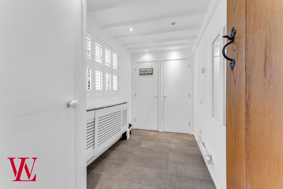 4 bed detached house for sale in Dunmow Road, Bishop's Stortford  - Property Image 17