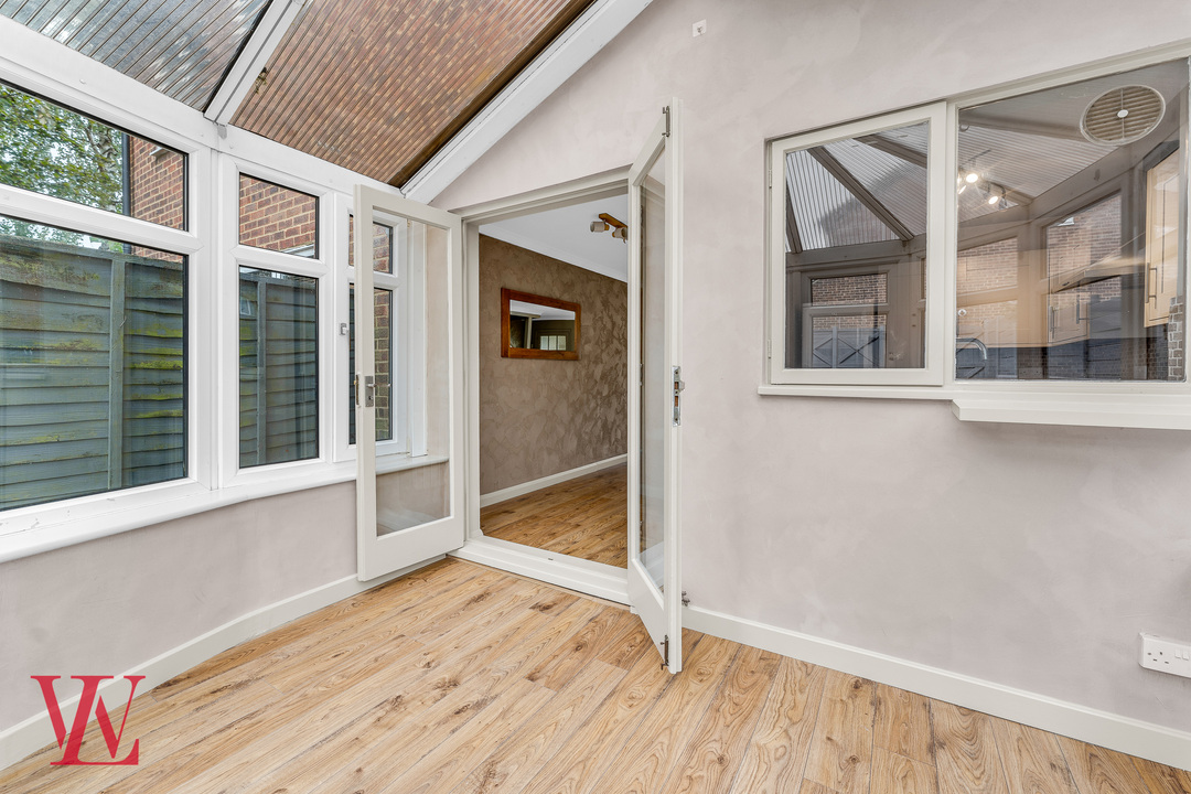 2 bed terraced house to rent in Wentworth Drive, Bishop's Stortford, Hertfordshire  - Property Image 6