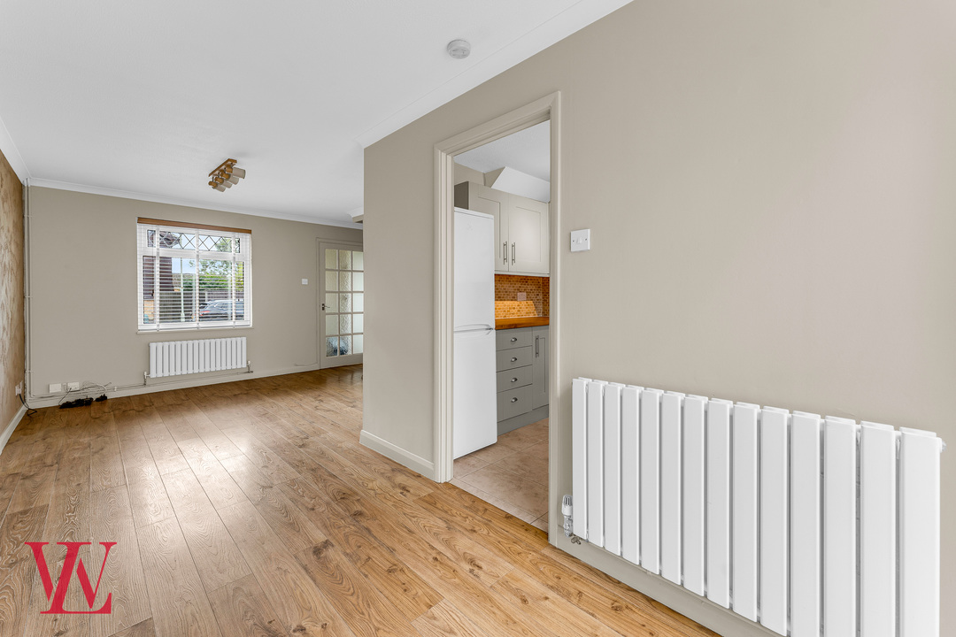 2 bed terraced house to rent in Wentworth Drive, Bishop's Stortford, Hertfordshire  - Property Image 7