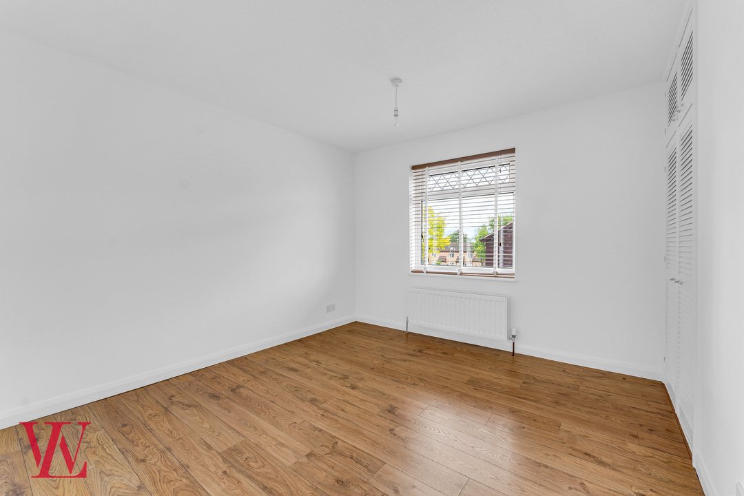 2 bed terraced house to rent in Wentworth Drive, Bishop's Stortford, Hertfordshire  - Property Image 8