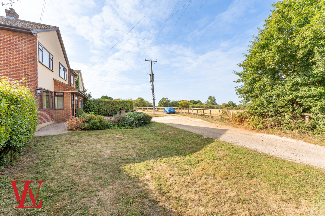 4 bed detached house for sale in Broads Green, Great Waltham, Chelmsford, Essex  - Property Image 22