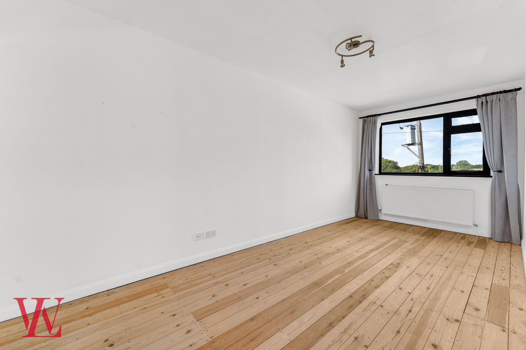4 bed detached house for sale in Broads Green, Great Waltham, Chelmsford, Essex  - Property Image 10