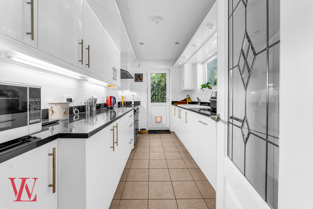 4 bed detached house for sale in Harrisons, Birchanger, Bishop's Stortford, Hertfordshire 7