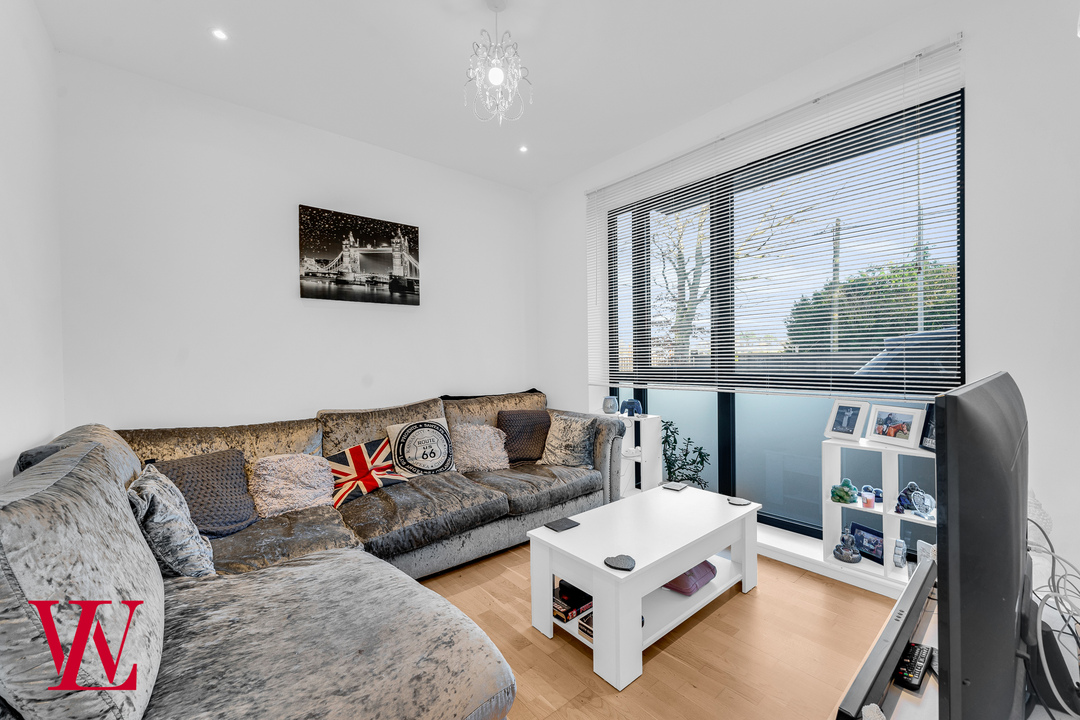 3 bed semi-detached house for sale in Lower Mead Close, Henham 7