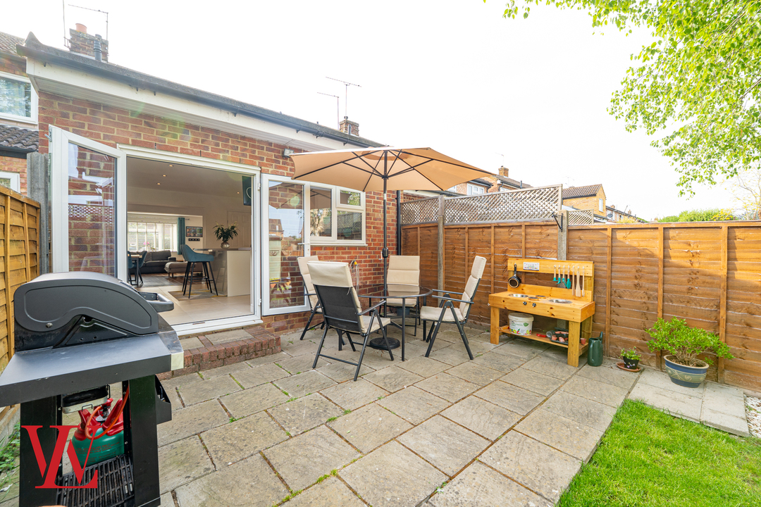 2 bed terraced house for sale in Norfolk Way, Bishop's Stortford, Hertfordshire 18