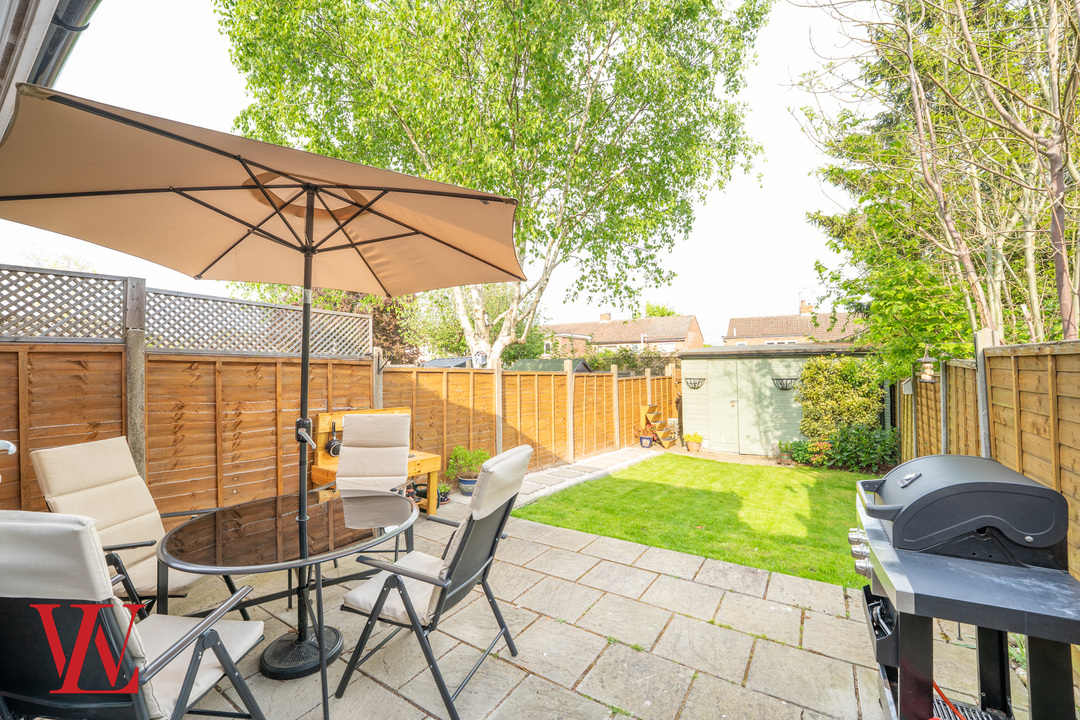 2 bed terraced house for sale in Norfolk Way, Bishop's Stortford, Hertfordshire 16