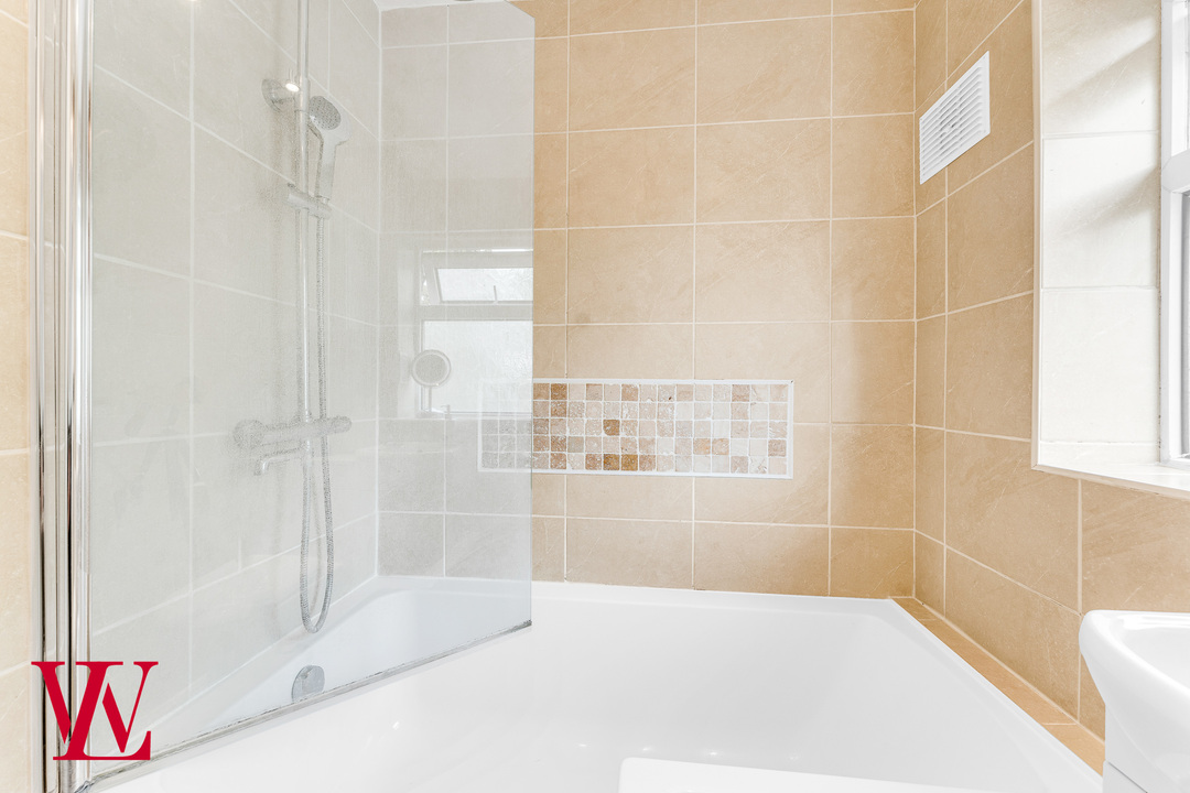 2 bed terraced house for sale in Norfolk Way, Bishop's Stortford, Hertfordshire 15