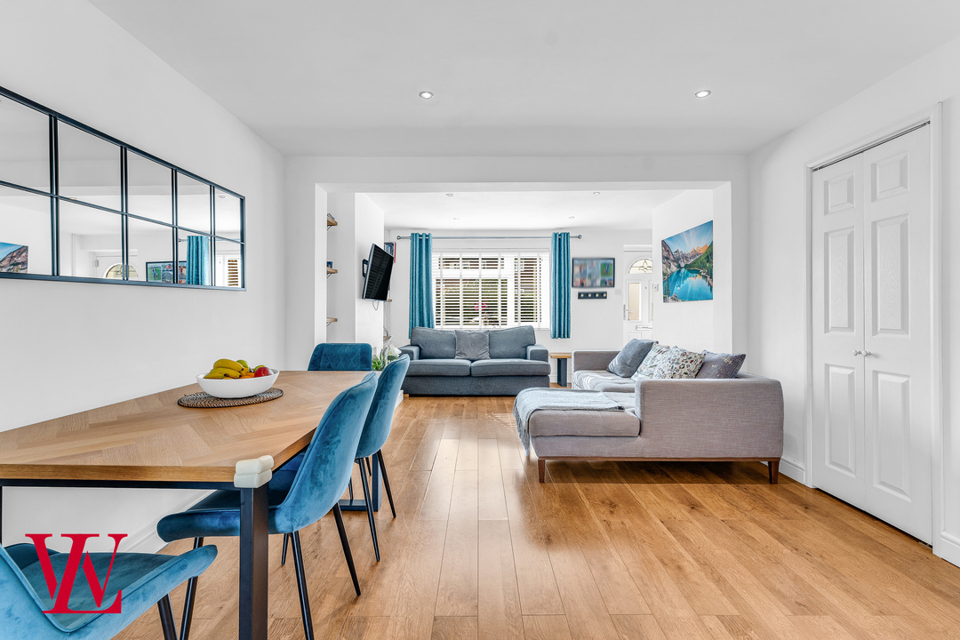 2 bed terraced house for sale in Norfolk Way, Bishop's Stortford, Hertfordshire 7