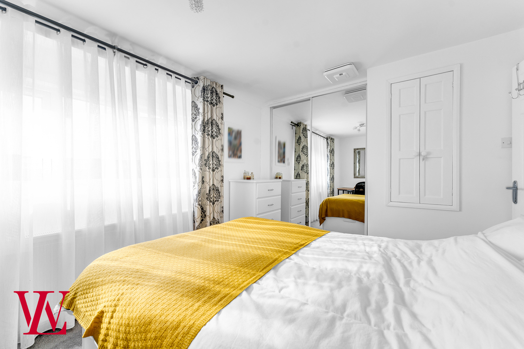 2 bed terraced house for sale in Norfolk Way, Bishop's Stortford, Hertfordshire 10