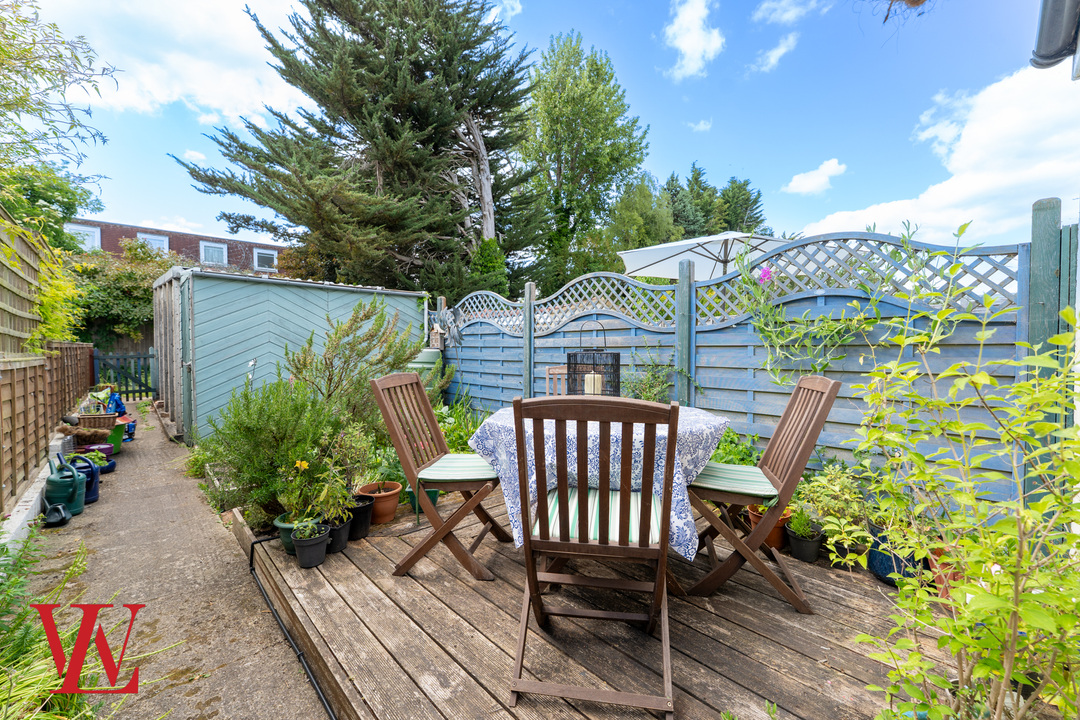 4 bed terraced house for sale in Elm Grove, Bishop's Stortford, Hertfordshire 14