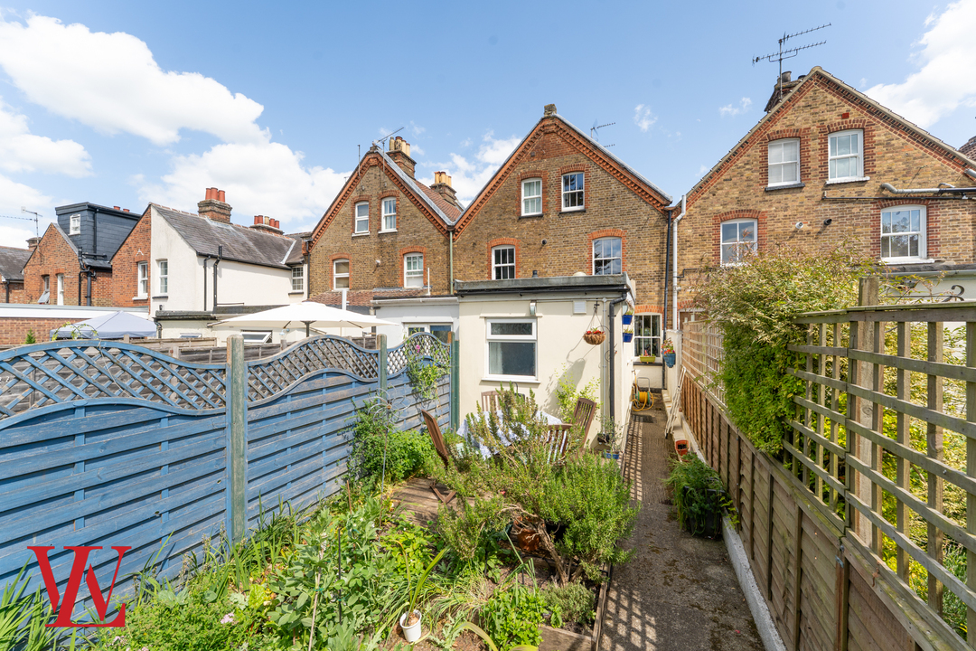 4 bed terraced house for sale in Elm Grove, Bishop's Stortford  - Property Image 14