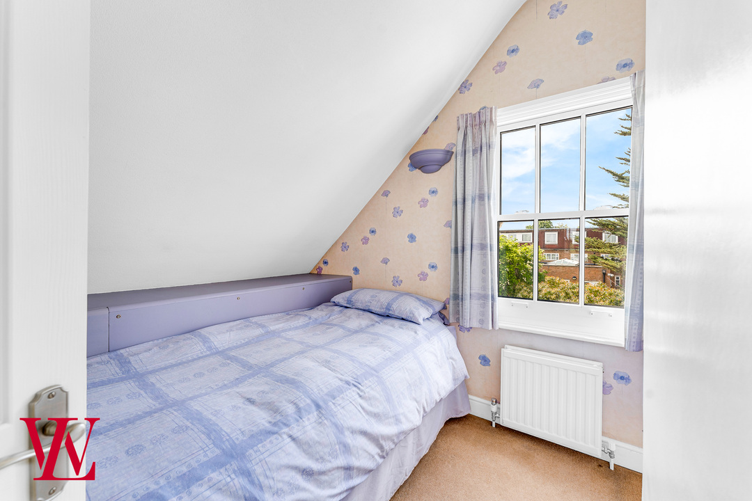 4 bed terraced house for sale in Elm Grove, Bishop's Stortford  - Property Image 12