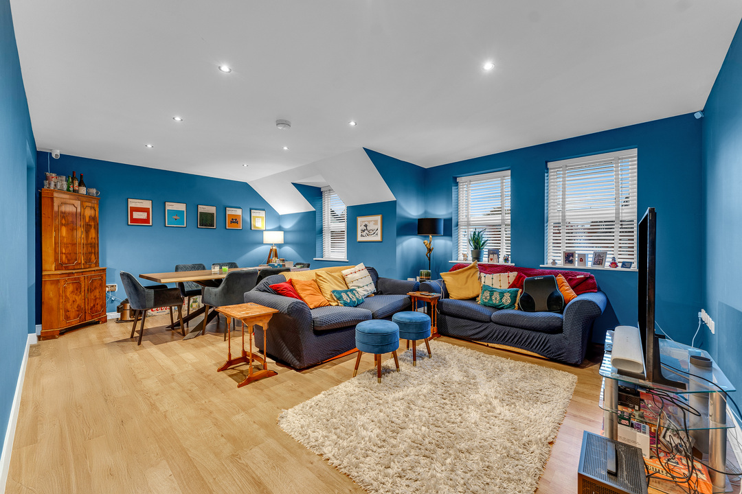 2 bed maisonette for sale in Nightingales, Bishop's Stortford, Hertfordshire 1