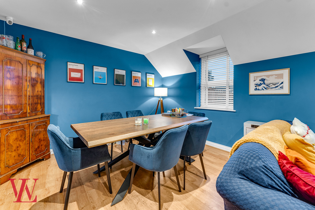 2 bed maisonette for sale in Nightingales, Bishop's Stortford, Hertfordshire 3