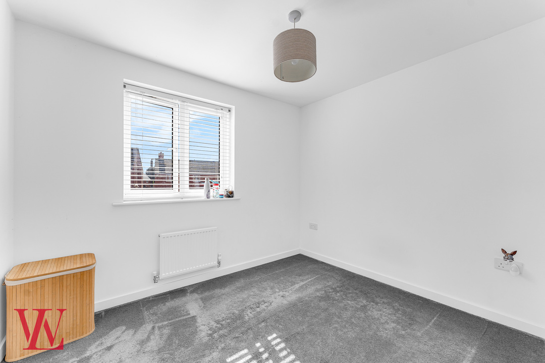 2 bed terraced house for sale in Reynolds Drive, Bishop's Stortford 11