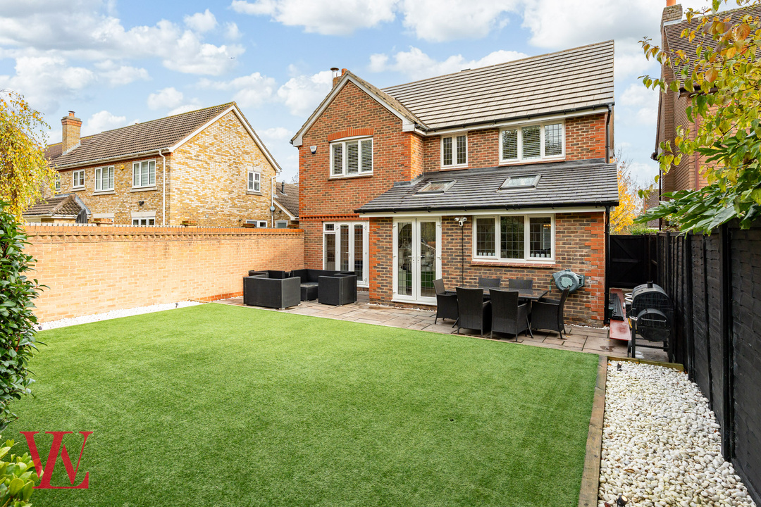4 bed detached house for sale in Blacksmith Close, Bishop's Stortford, Hertfordshire  - Property Image 30