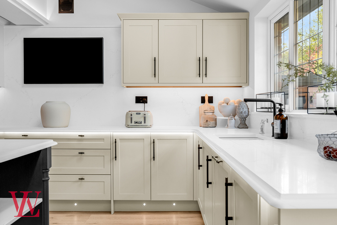 4 bed detached house for sale in Blacksmith Close, Bishop's Stortford, Hertfordshire 6