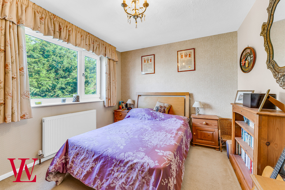 3 bed semi-detached house for sale in Elm Close, Bishop's Stortford  - Property Image 18