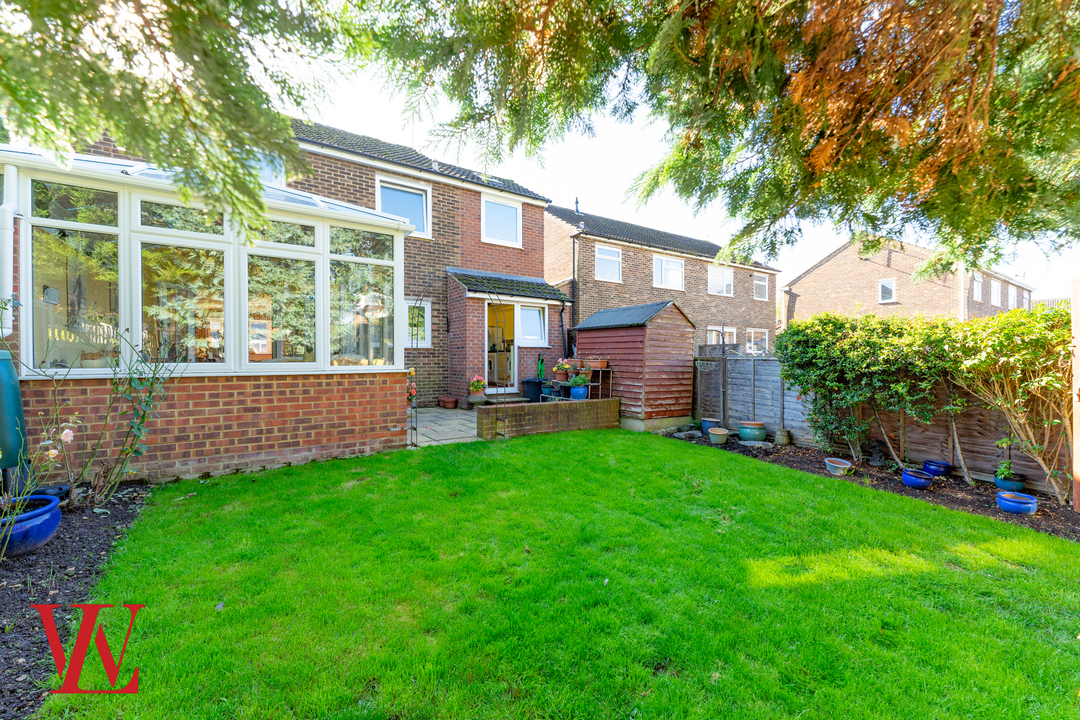 3 bed semi-detached house for sale in Elm Close, Bishop's Stortford  - Property Image 22