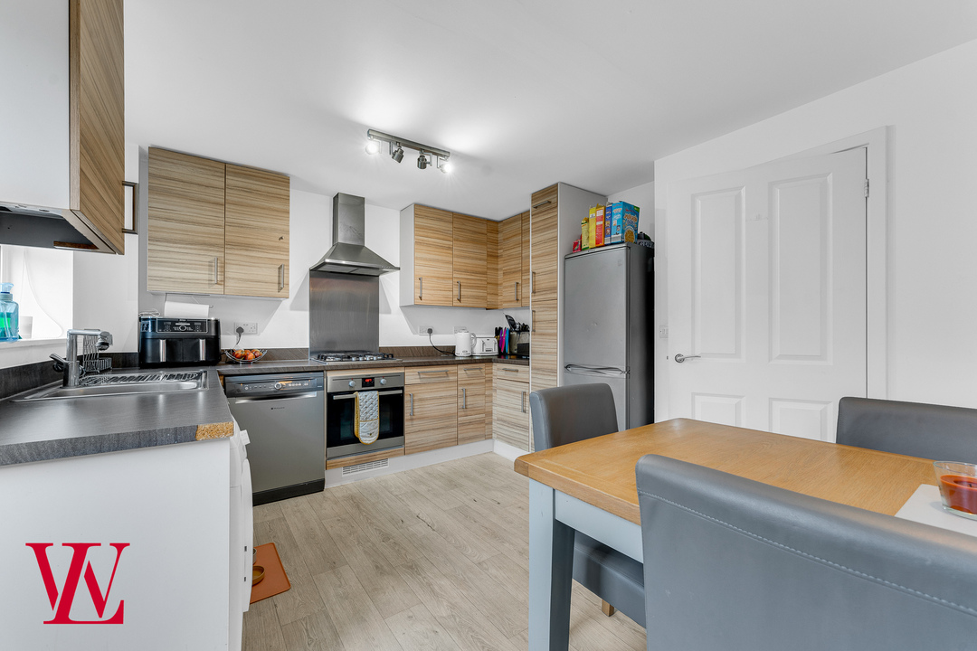 3 bed semi-detached house for sale in Childs Lane, Stansted  - Property Image 6